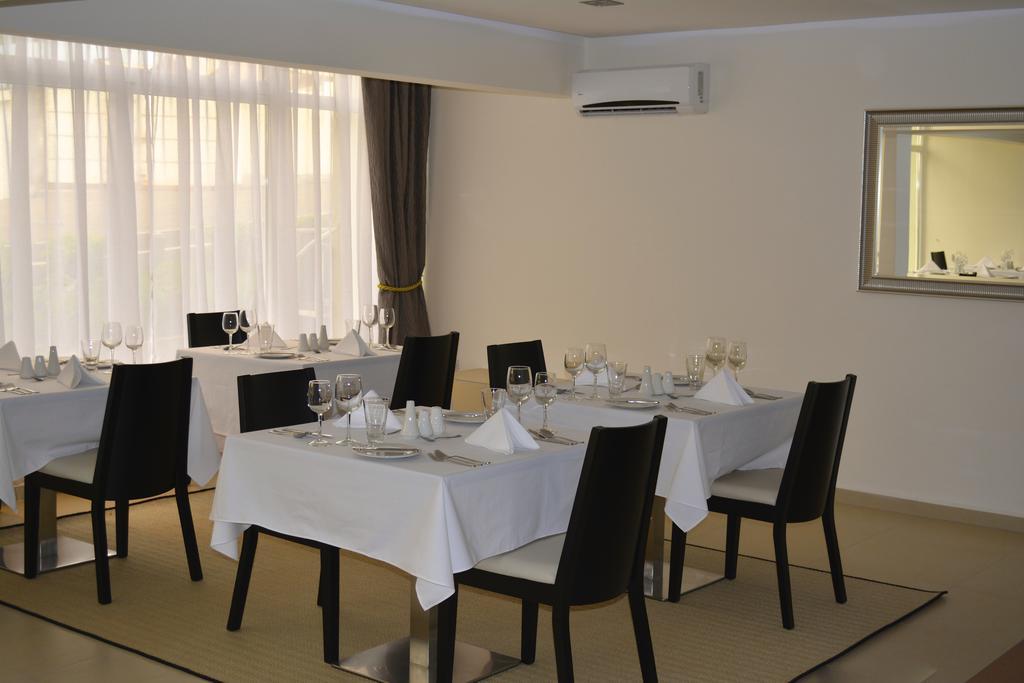 New Brookfields Hotel Freetown Exterior foto