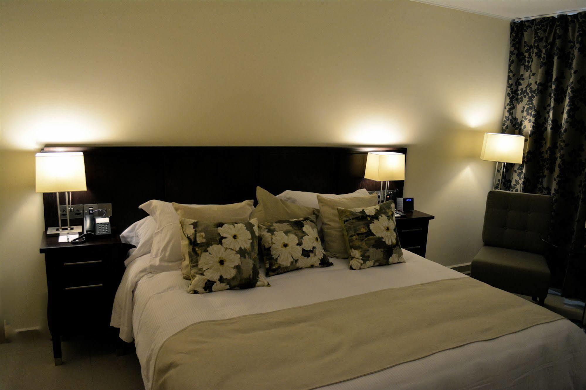 New Brookfields Hotel Freetown Exterior foto
